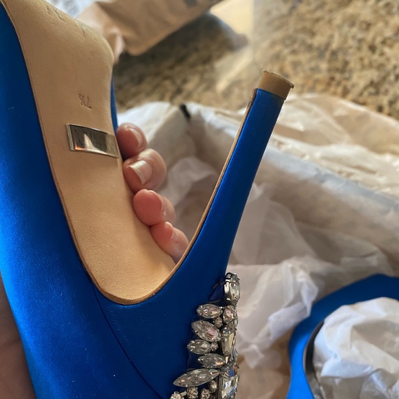 Badgley Mischka Heels - Picture 3 of 9